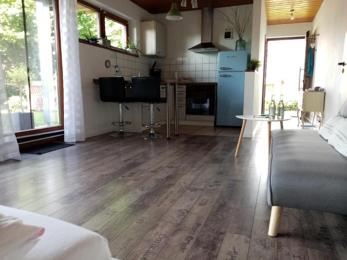 Schöne EinZimmer Wohnung Zwischen Bodensee und Allgäu Neukirch  Exterior foto